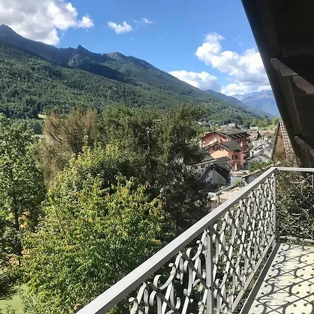 Mansarda Tra Le Montagne Apartman