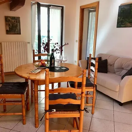 Mansarda Tra Le Montagne Apartman Druogno